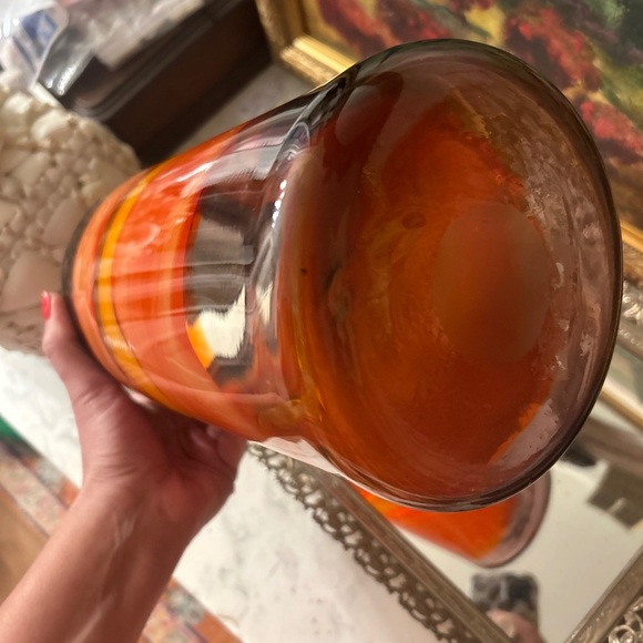 Orange Swirl Hand Blown Art Glass Vase –  10” Mid Century Style - Picture 7 of 8